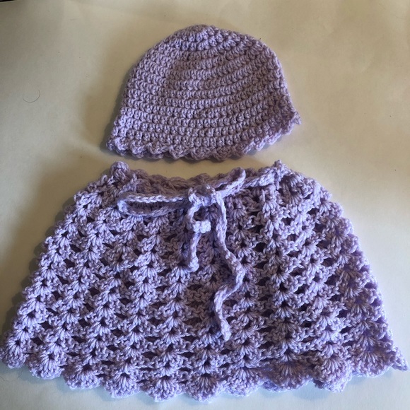 Baby Girls Lavender Poncho Set for that Elegant  Little Lady Size 1-3 Years - Picture 1 of 4